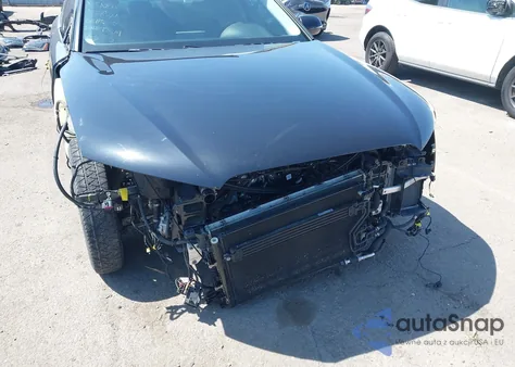 2014 Audi A8 L 4.0T z USA, uszkodzony, nr VIN WAUR2AFD2EN005502